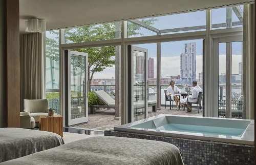 Four Seasons Baltimore image 10