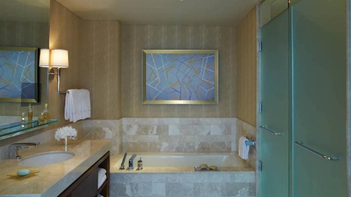 Four Seasons Baltimore image 28
